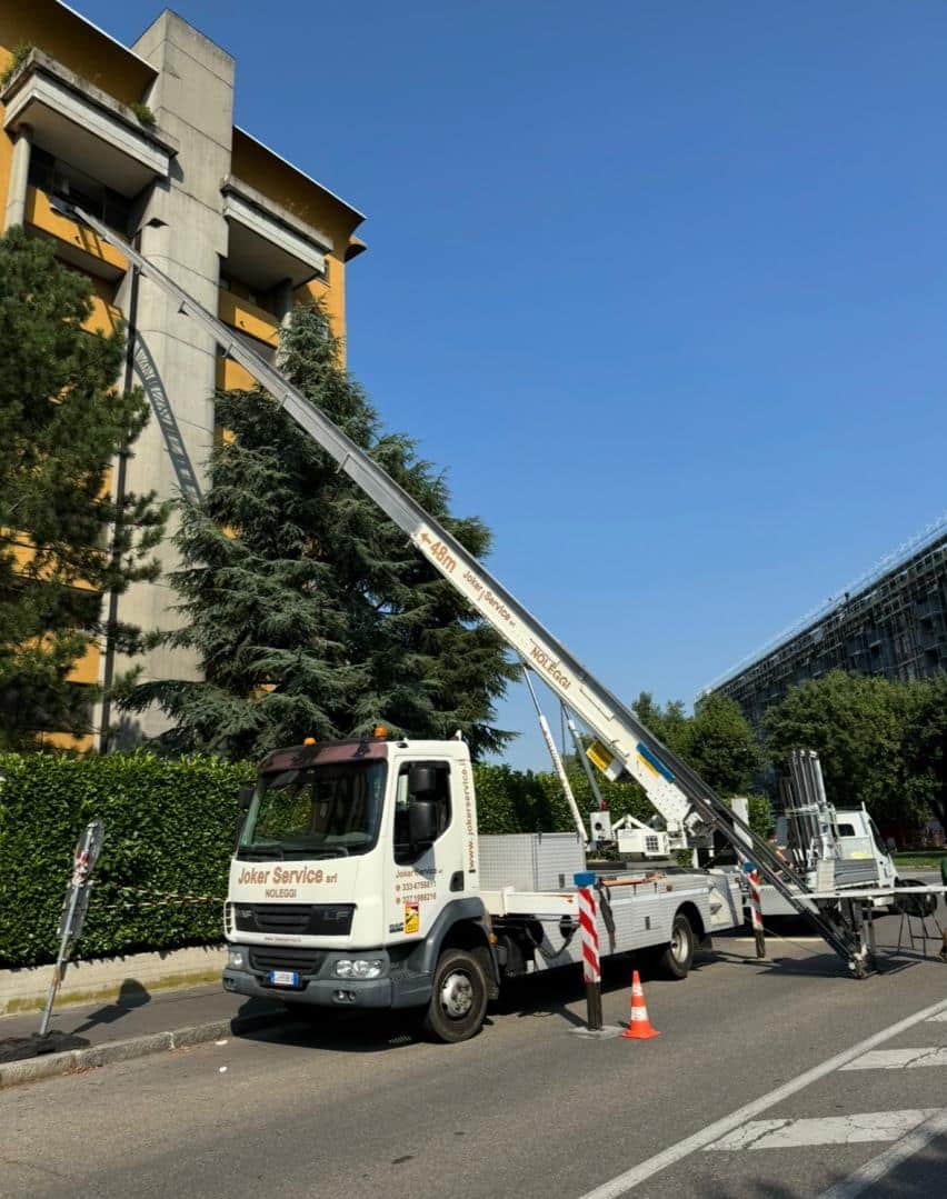 noleggio-autogru-milano-e-monza-brianza
